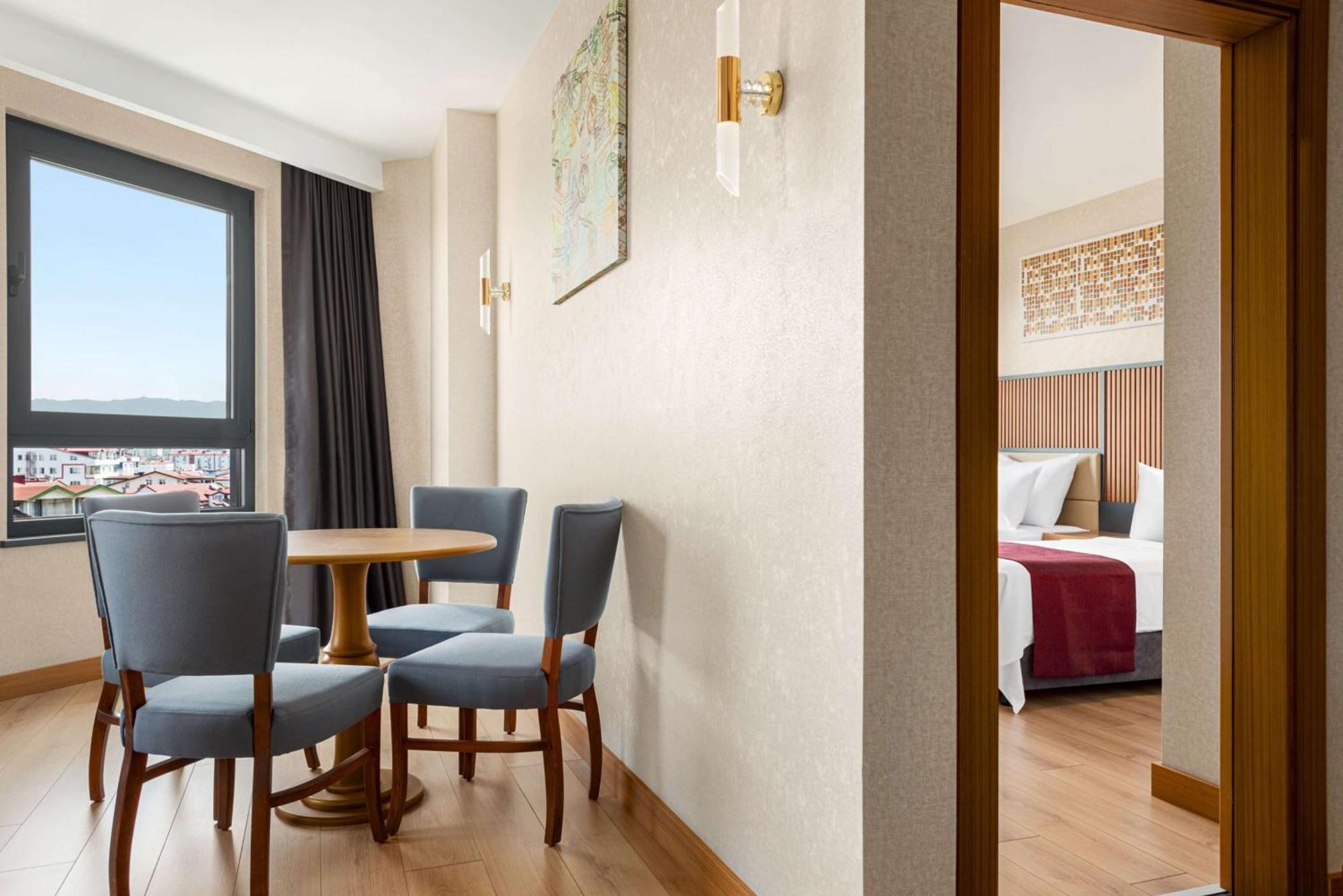 Hotel Ramada Plaza By Wyndham Ordu Extérieur photo