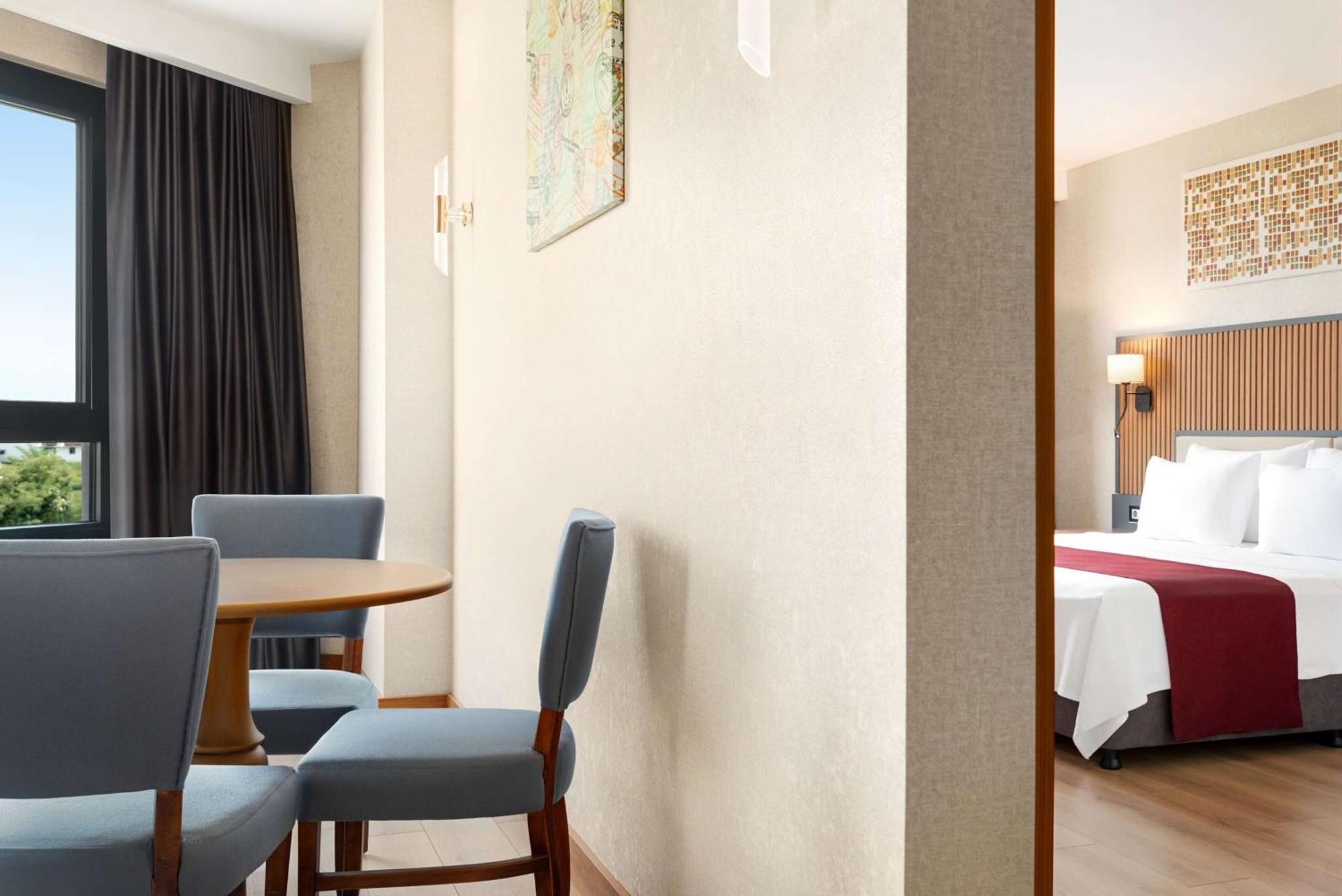 Hotel Ramada Plaza By Wyndham Ordu Extérieur photo